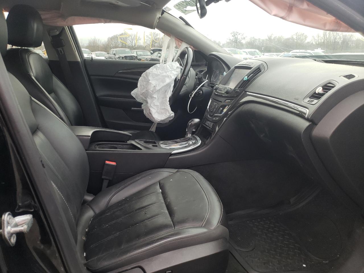 Photo 5 from auction – 2015 BUICK REGAL with VIN 2G4GV5EK0F9271187