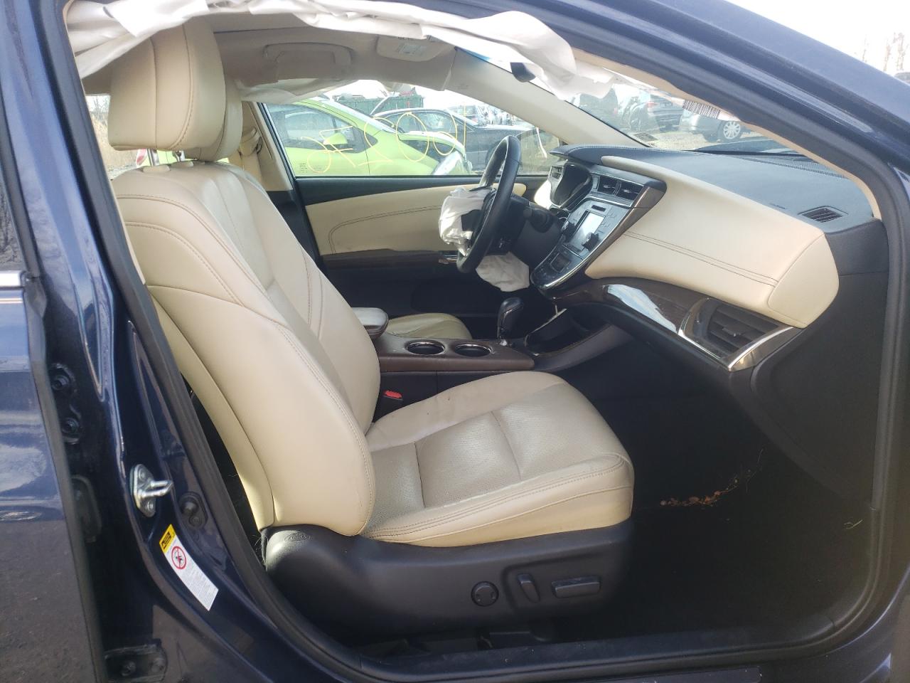 Photo 5 from auction – 2015 TOYOTA AVALON HYB with VIN 4T1BD1EB5FU035854