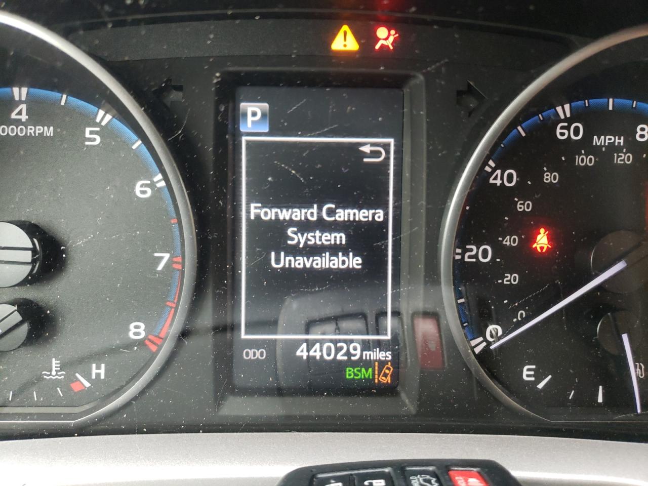 Photo 8 from auction – 2018 TOYOTA RAV4 ADVEN with VIN JTMWFREV2JJ730666