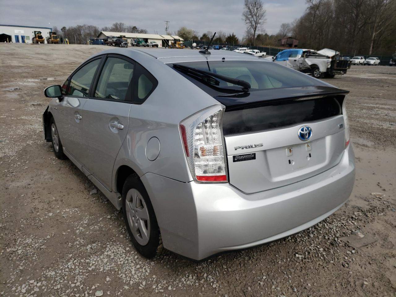 Photo 3 from auction – 2011 TOYOTA PRIUS with VIN JTDKN3DU2B0323302