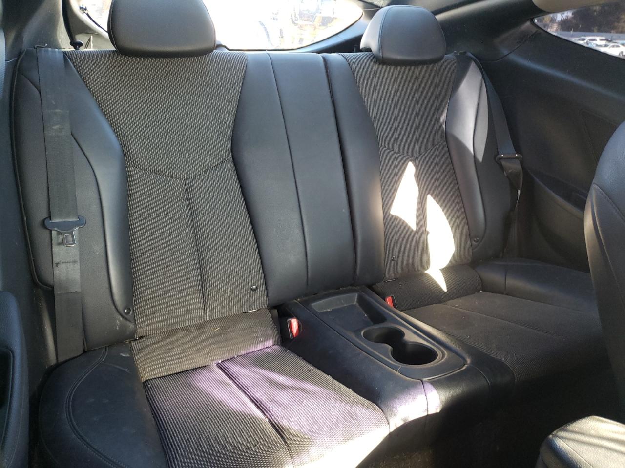 Photo 6 from auction – 2015 HYUNDAI VELOSTER with VIN KMHTC6AD2FU238762