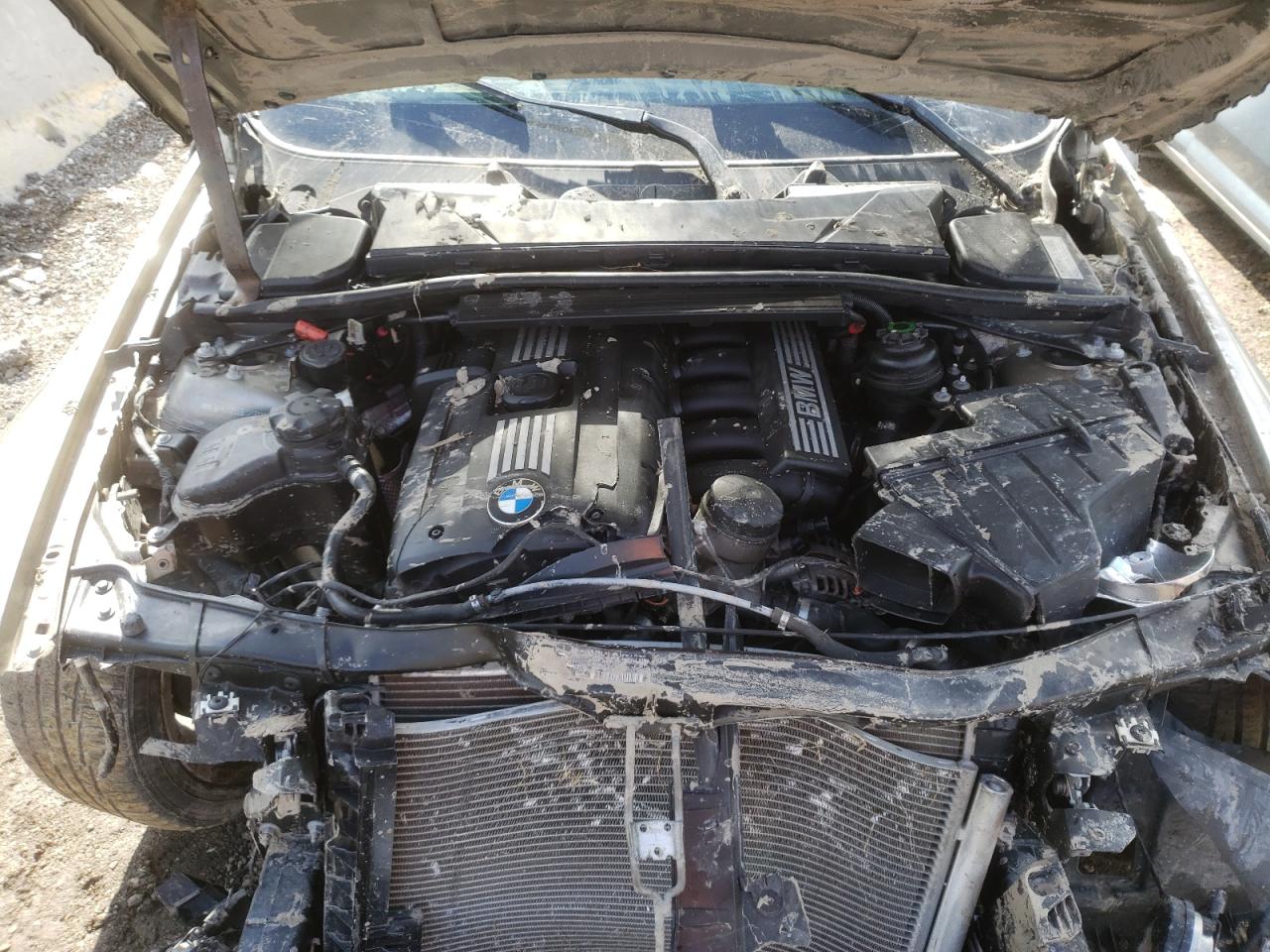 Photo 7 from auction – 2011 BMW 328 I with VIN WBAPH7G55BNM56189