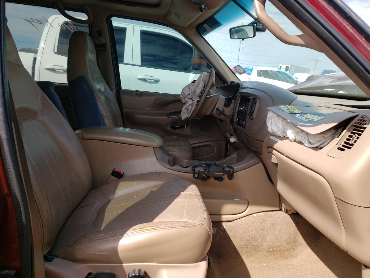 Photo 5 from auction – 1997 FORD EXPEDITION with VIN 1FMEU1766VLC09724