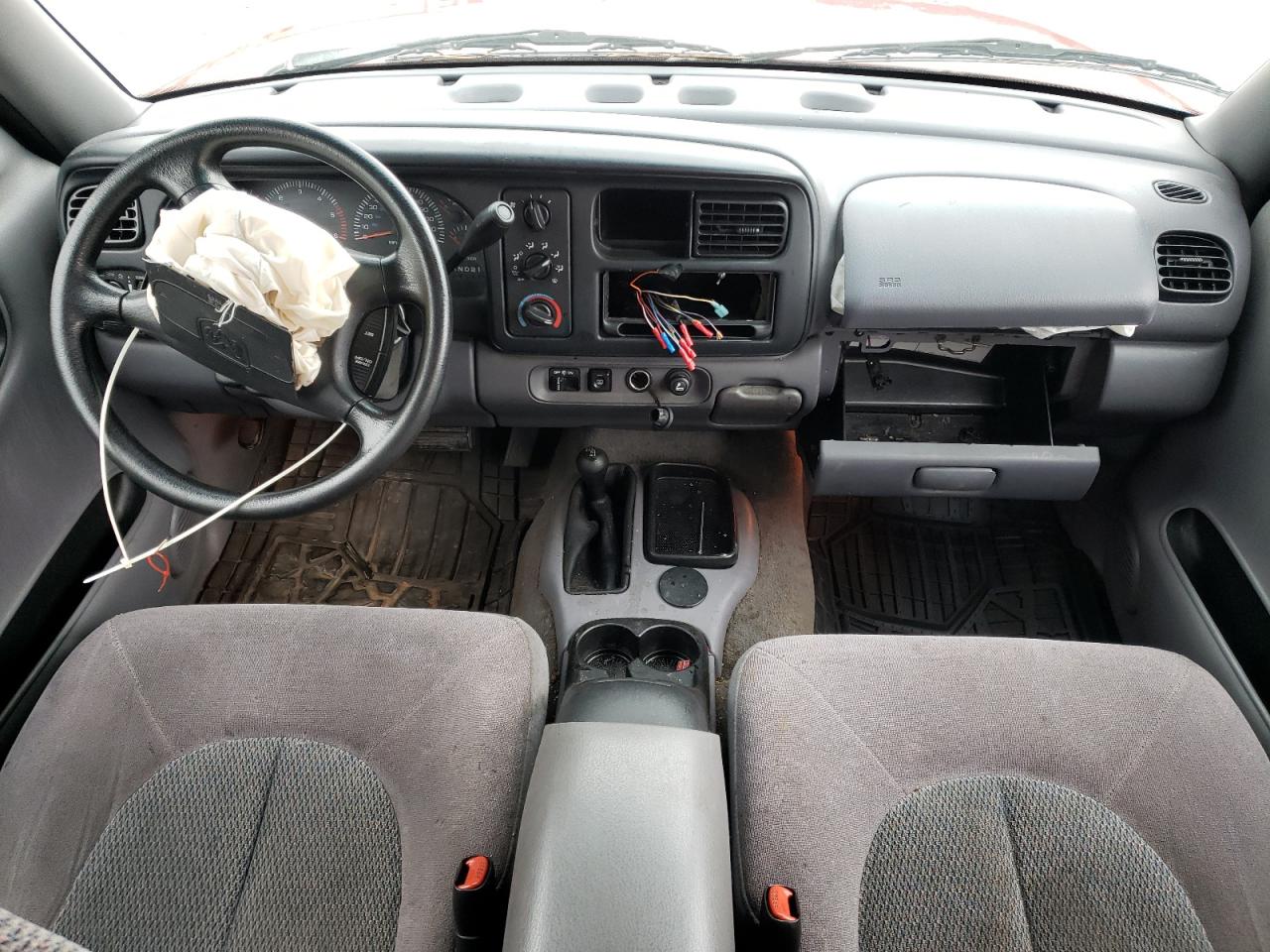 Photo 9 from auction – 1999 DODGE DURANGO with VIN 1B4HS28Y4XF549031