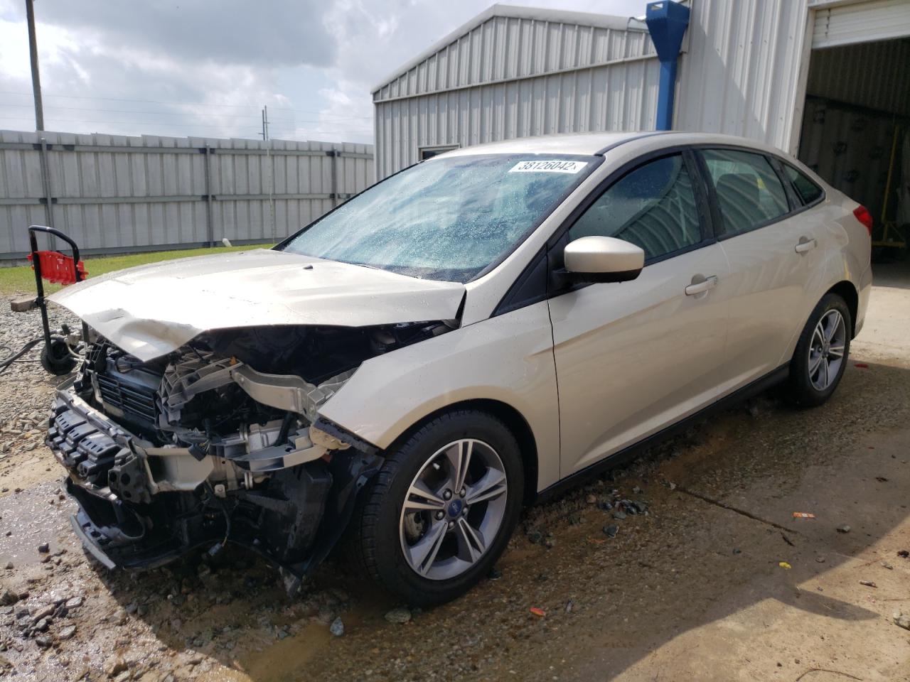 Photo 2 from auction – 2018 FORD FOCUS SE with VIN 1FADP3FE2JL265316