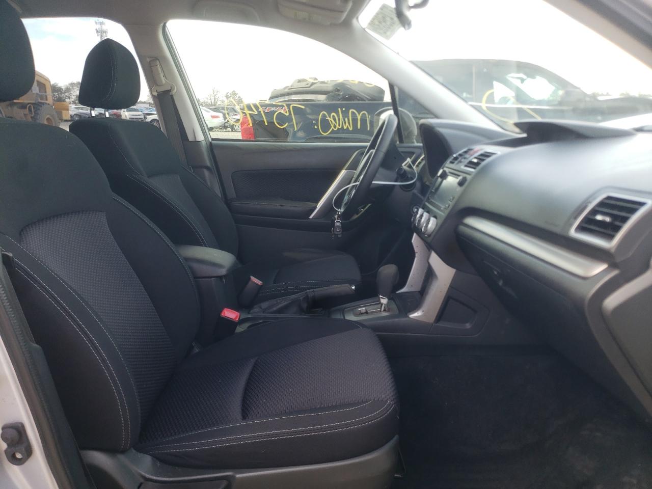 Photo 5 from auction – 2018 SUBARU FORESTER 2 with VIN JF2SJABC7JH469898