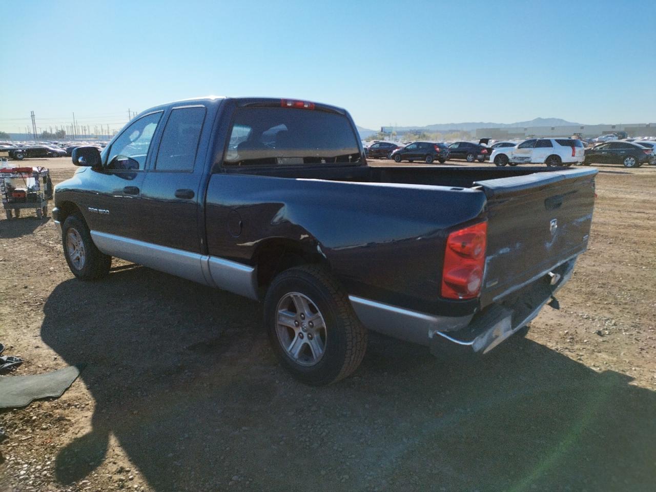 Photo 3 from auction – 2007 DODGE RAM 1500 S with VIN 1D7HA18P07J541941