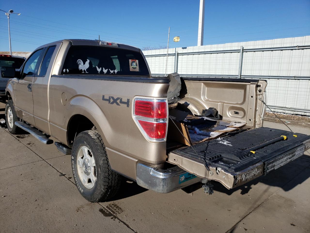 Photo 3 from auction – 2011 FORD F150 SUPER with VIN 1FTFX1EFXBFC92393