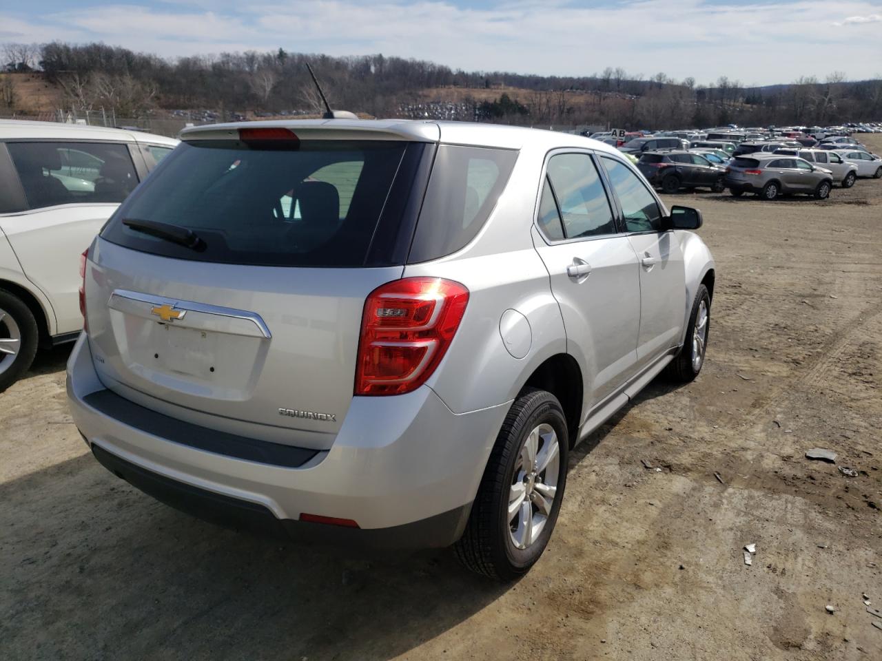 Foto 4 de la subasta – 2016 CHEVROLET EQUINOX LS con VIN 2GNFLEEK0G6147338