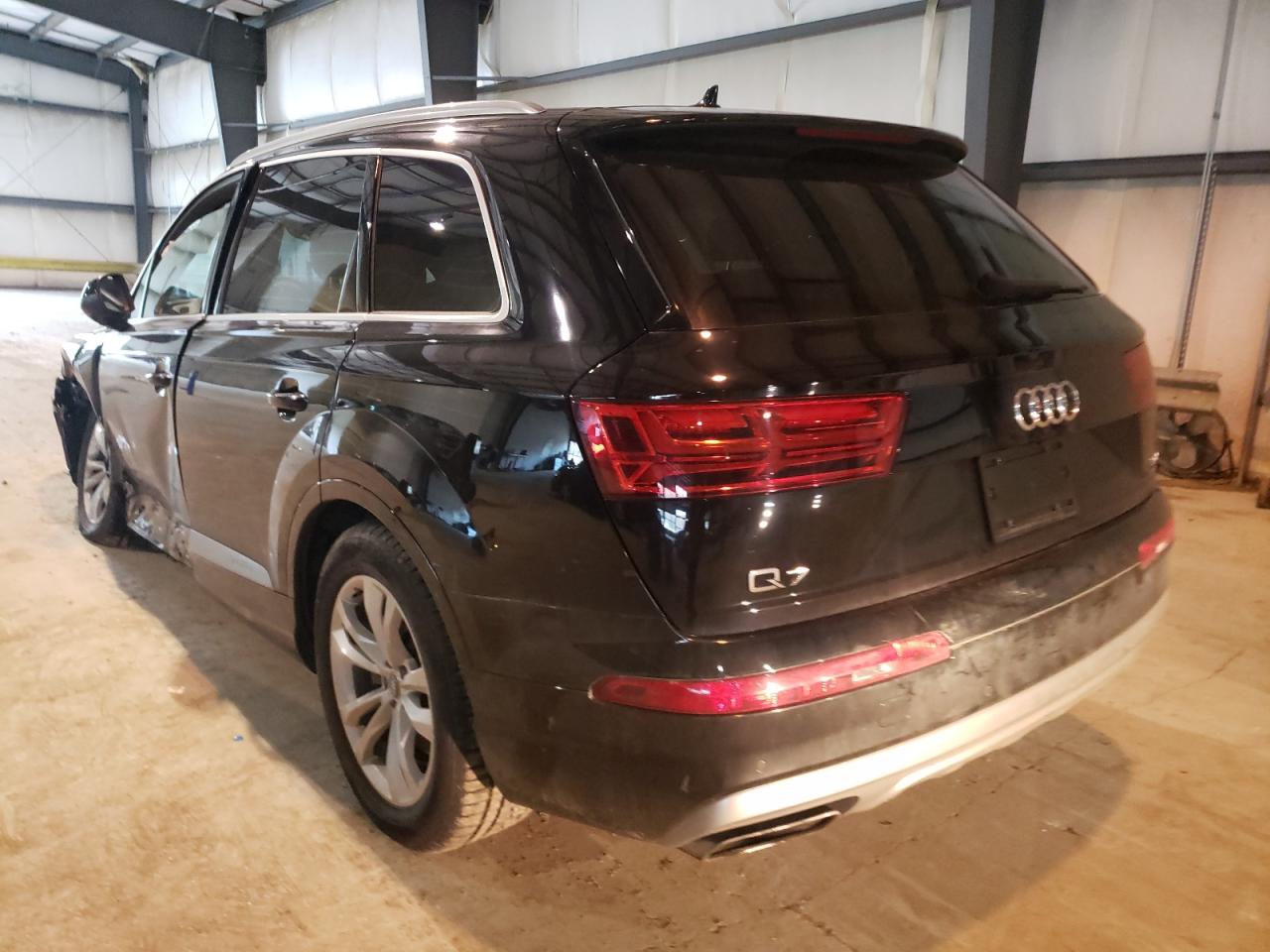 Photo 3 from auction – 2018 AUDI Q7 PREMIUM with VIN WA1LAAF78JD021414