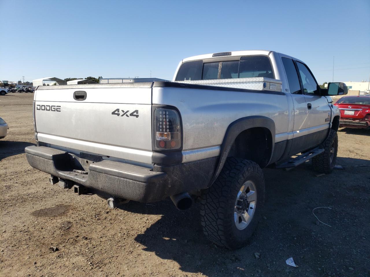 Zdjęcie 4 z aukcji – 2001 DODGE RAM 2500 z VIN 3B7KF23611G741855