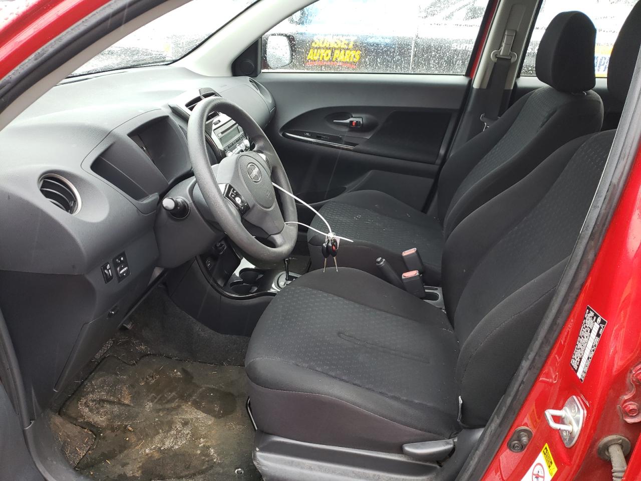 Photo 5 from auction – 2008 TOYOTA SCION XD with VIN JTKKU10448J023074