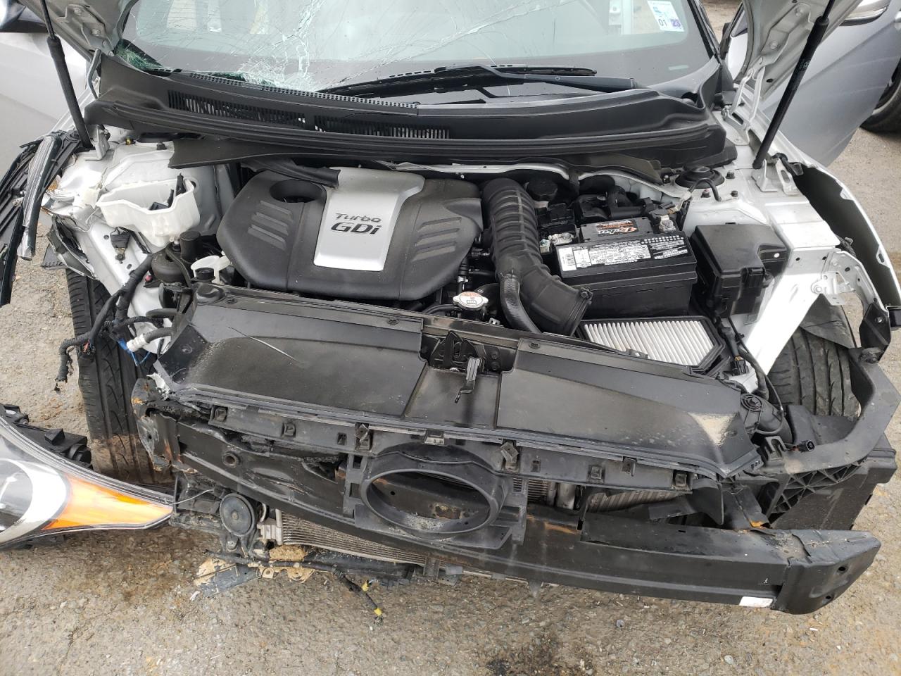 Photo 7 from auction – 2016 HYUNDAI VELOSTER T with VIN KMHTC6AE4GU296592