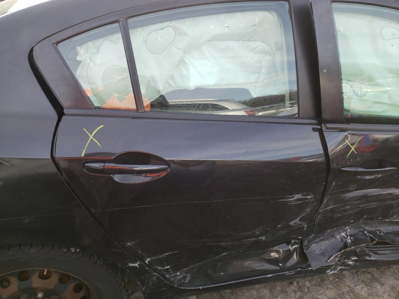 Photo 6 from auction – 2012 MAZDA 3 I with VIN JM1BL1UF9C1578679