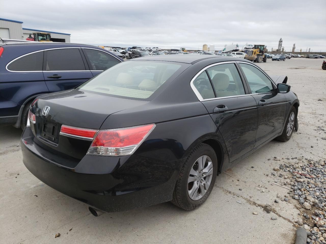 Photo 4 from auction – 2012 HONDA ACCORD LXP with VIN 1HGCP2F46CA188070