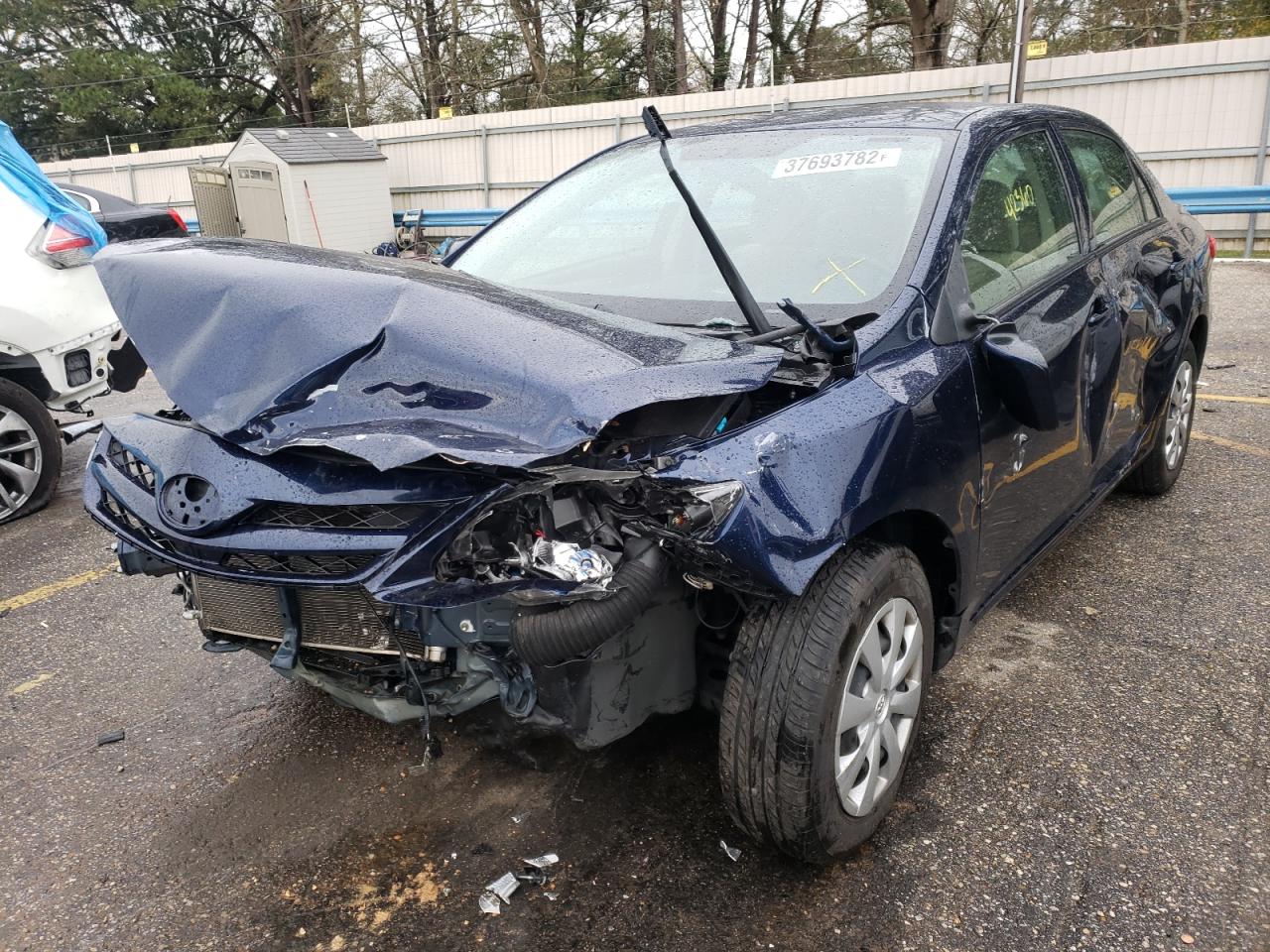 Photo 2 from auction – 2013 TOYOTA COROLLA BA with VIN JTDBU4EE2DJ119502