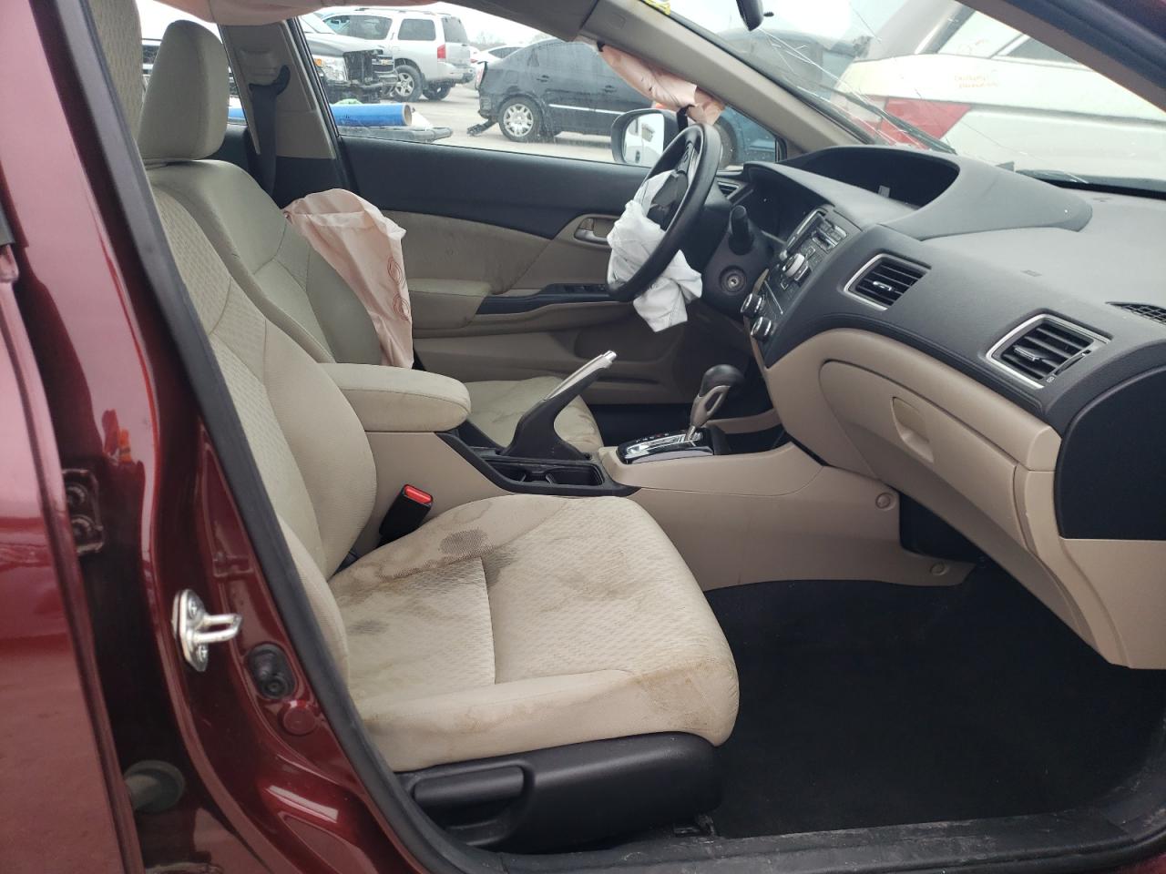 Photo 5 from auction – 2015 HONDA CIVIC LX with VIN 19XFB2F53FE121804