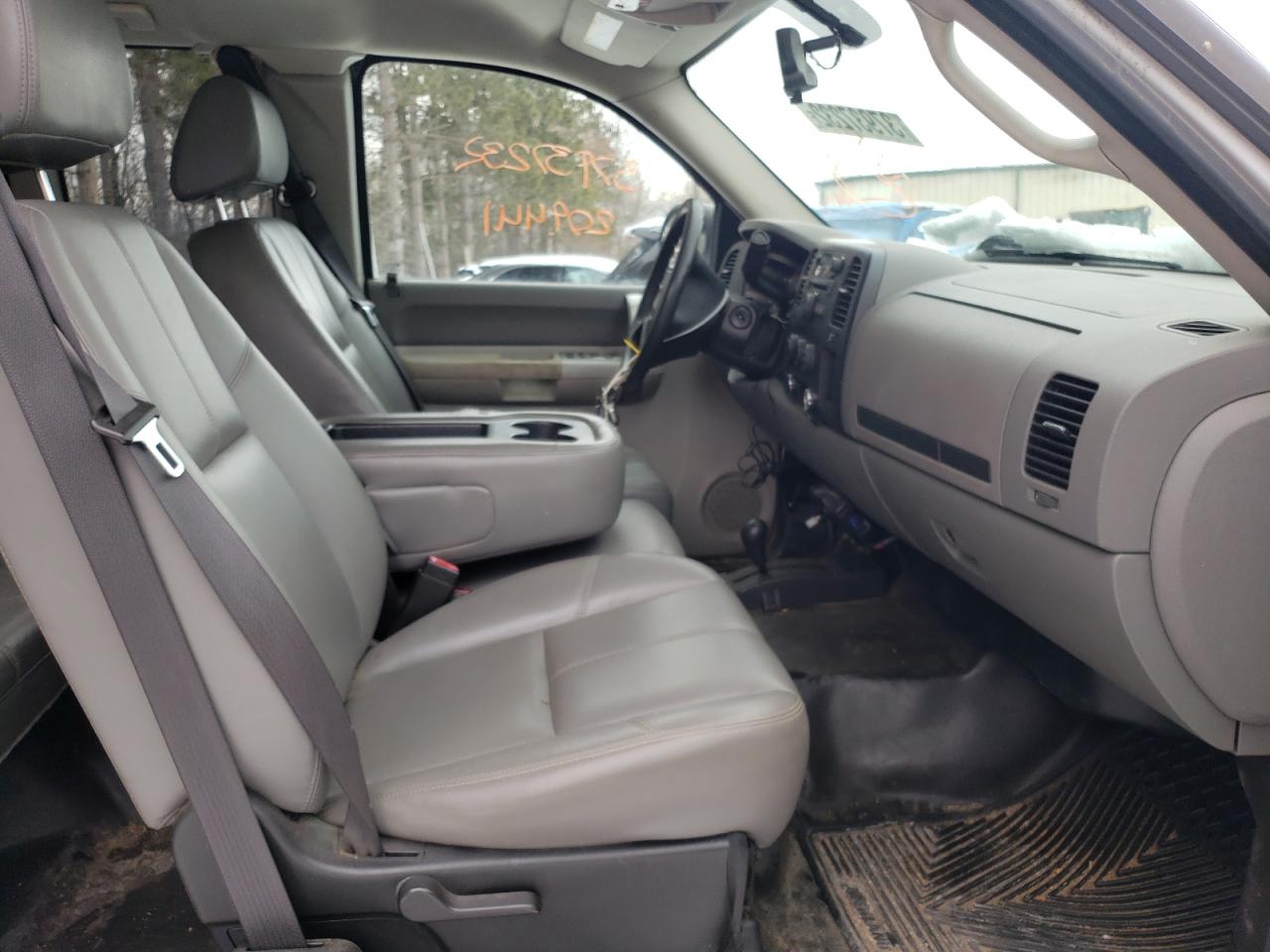 Photo 5 from auction – 2008 GMC SIERRA K25 with VIN 1GTHK29K98E185483