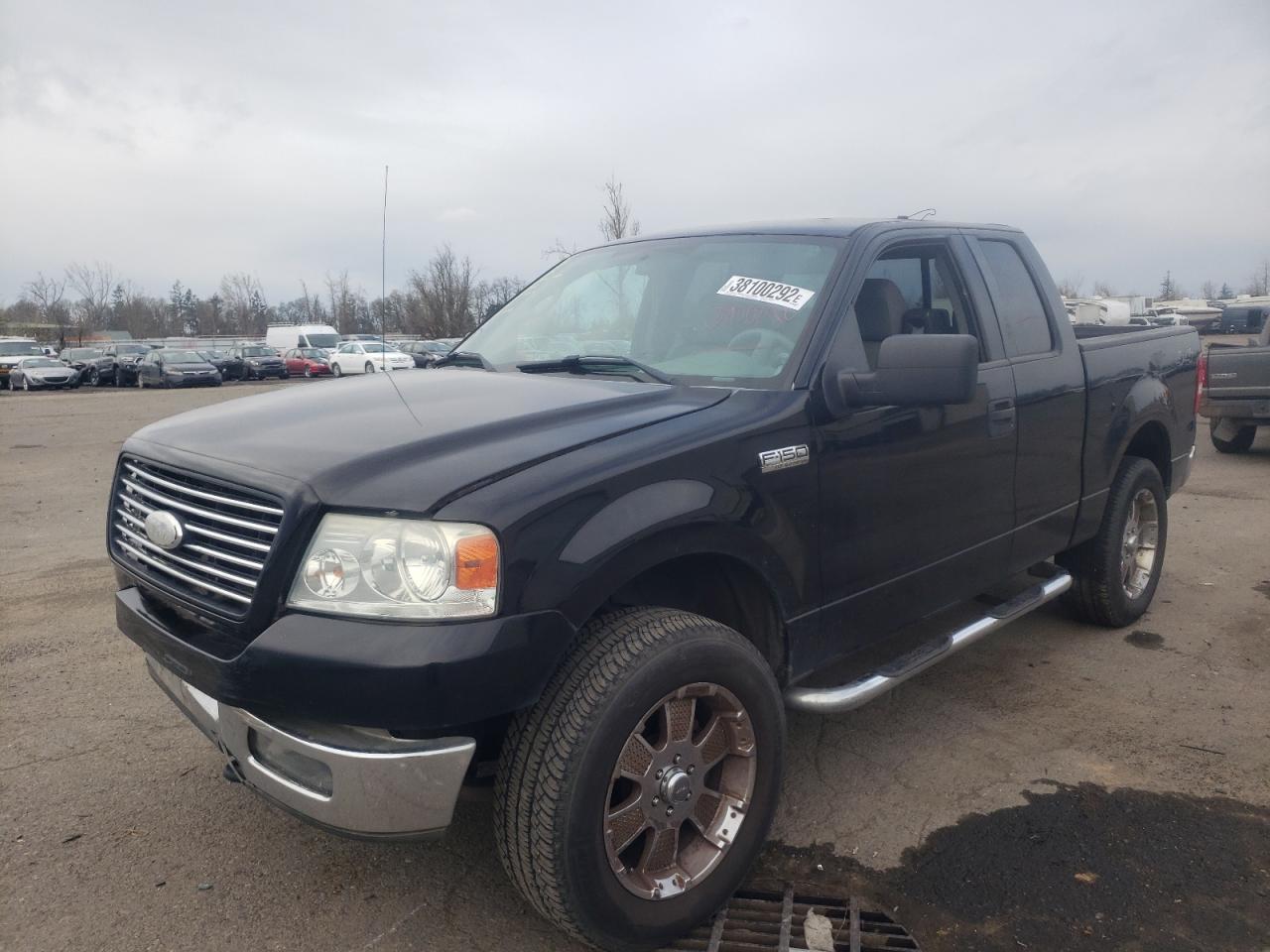 Photo 2 from auction – 2004 FORD F150 with VIN 1FTPX14564KD56372