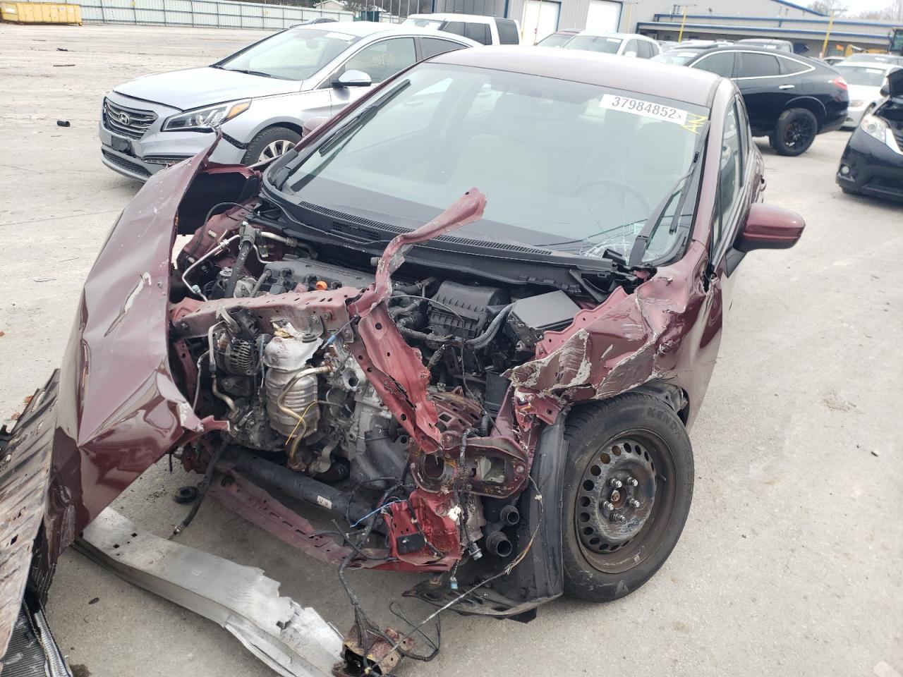 Photo 2 from auction – 2015 HONDA CIVIC LX with VIN 19XFB2F53FE121804