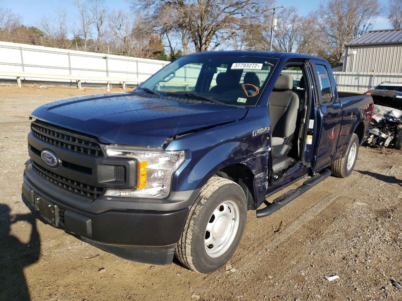 Photo 2 from auction – 2019 FORD F150 SUPER with VIN 1FTEX1CB5KFB65062