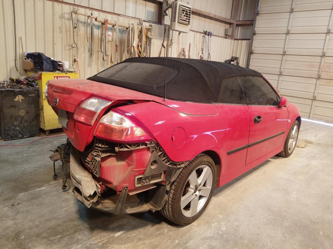Photo 4 from auction – 2005 SAAB 9-3 ARC with VIN YS3FD79Y856005282