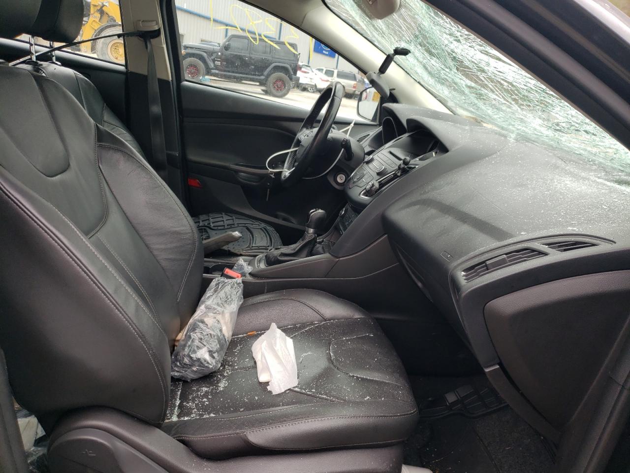 Photo 5 from auction – 2015 FORD FOCUS SE with VIN 1FADP3K21FL333088