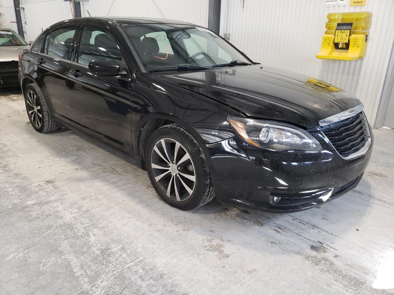 CHRYSLER 200 TOURIN 2013 with VIN 1C3CCBBG8DN715308 - Photo from auction