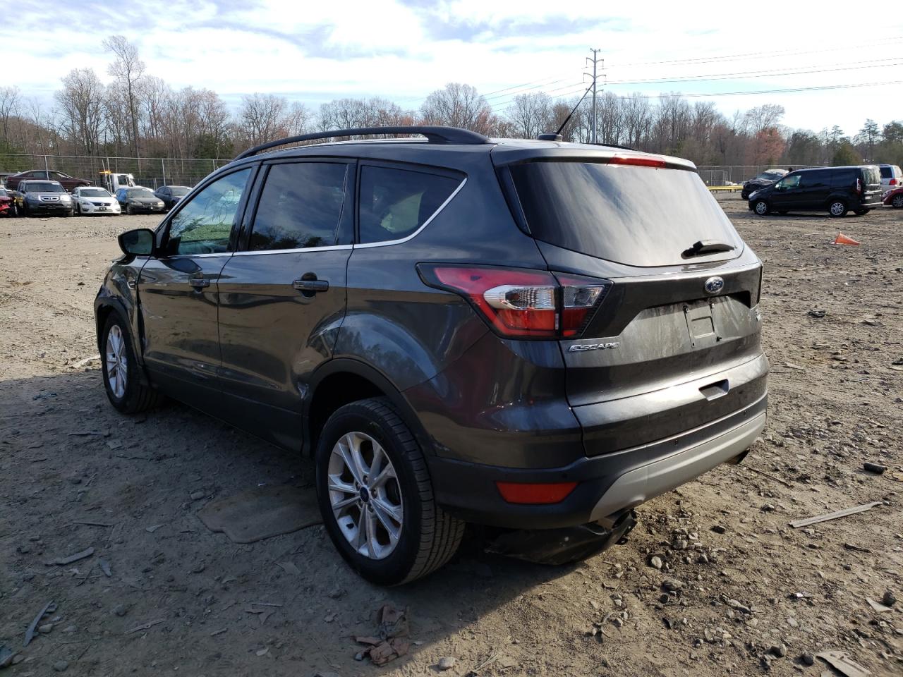 Photo 3 from auction – 2017 FORD ESCAPE SE with VIN 1FMCU9G96HUA89275