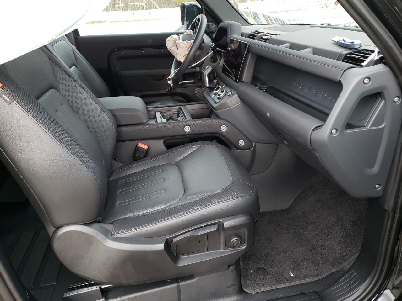 Photo 5 from auction – 2022 LAND ROVER DEFENDER 9 with VIN SALEY6RUXN2066311