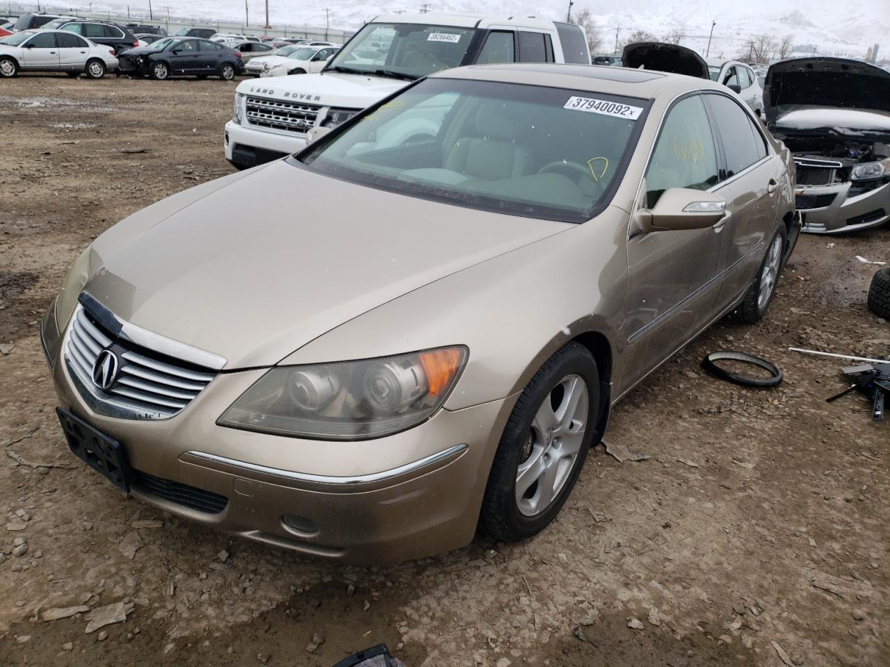 Photo 2 from auction – 2005 ACURA RL with VIN JH4KB16555C015920