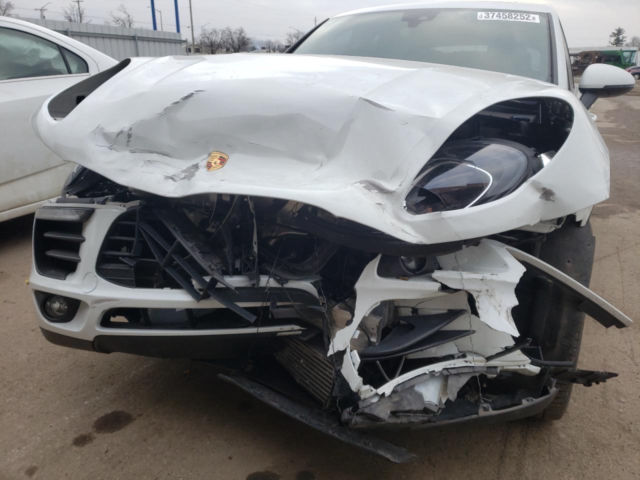 Photo 9 from auction – 2018 PORSCHE MACAN with VIN WP1AA2A51JLB01375