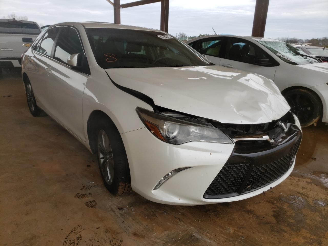 Photo 1 from auction – 2016 TOYOTA CAMRY LE with VIN 4T1BF1FK3GU141617