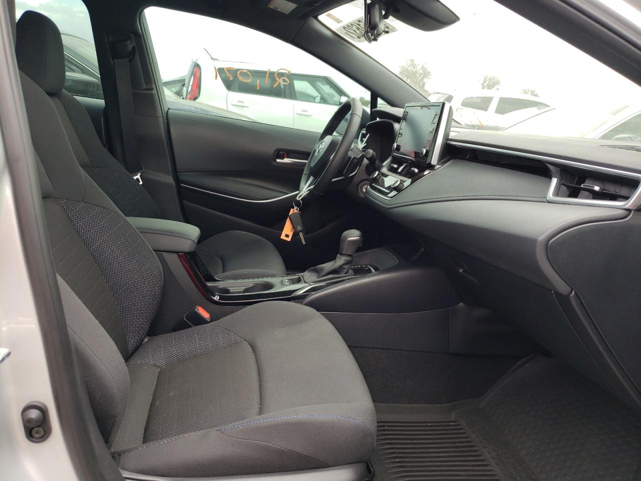 Photo 5 from auction – 2020 TOYOTA COROLLA SE with VIN 5YFS4RCE2LP052457