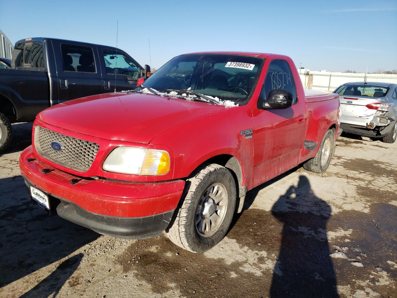 Photo 2 from auction – 2002 FORD F150 with VIN 1FTRF07L72KE03387