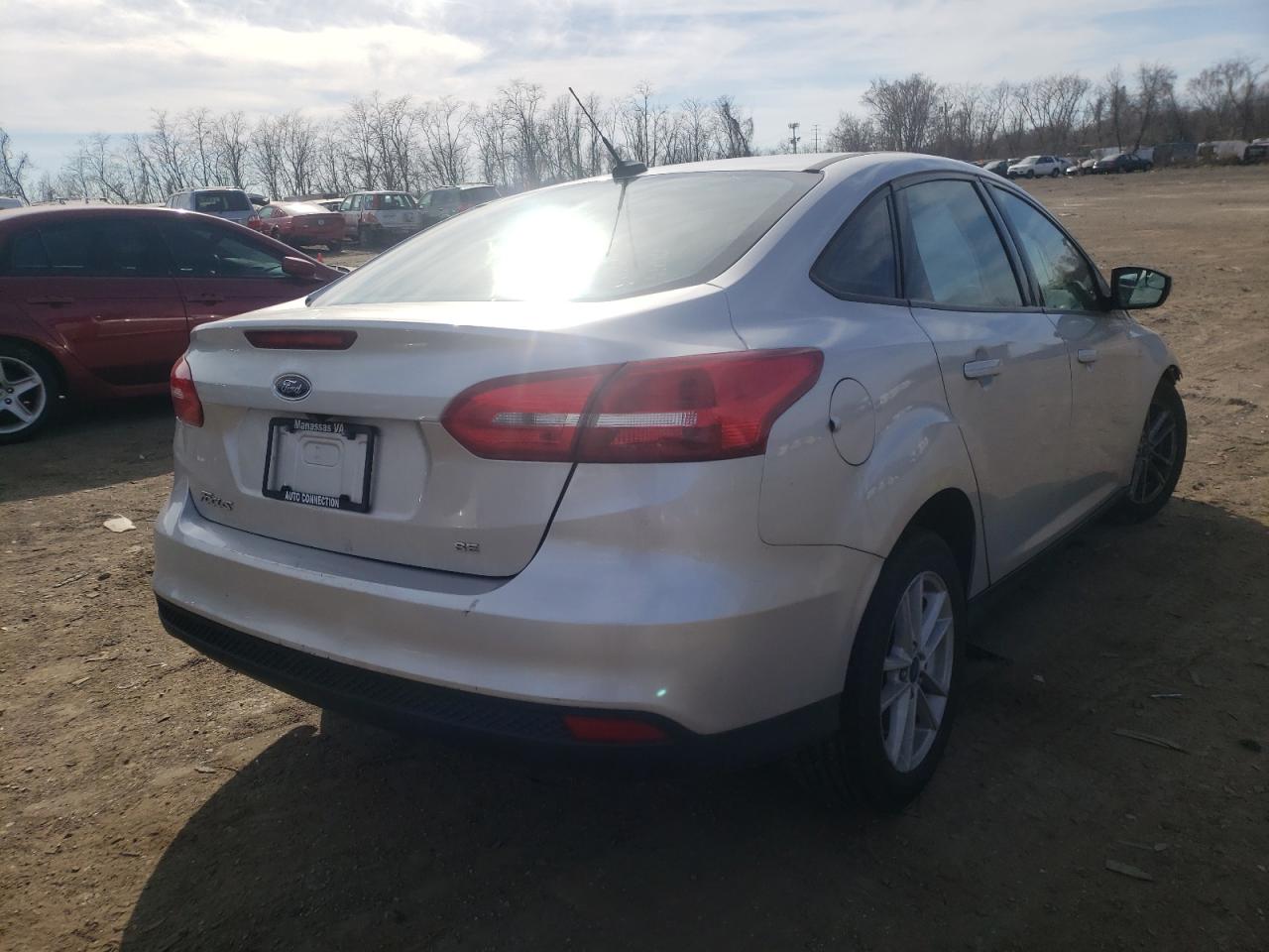 Photo 4 from auction – 2017 FORD FOCUS SE with VIN 1FADP3F22HL218240