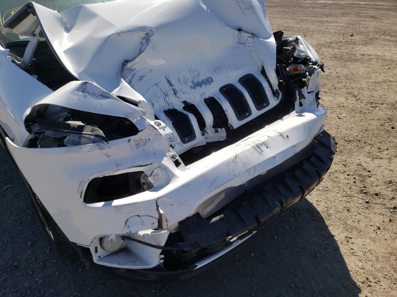 Photo 9 from auction – 2017 JEEP CHEROKEE L with VIN 1C4PJLDB0HW523293
