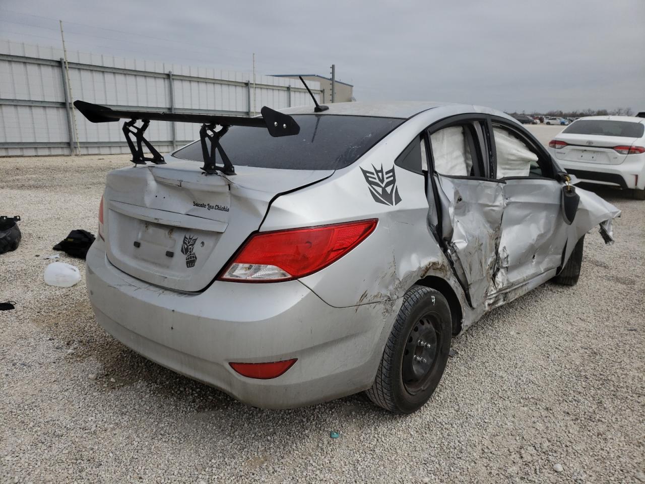 Photo 4 from auction – 2017 HYUNDAI ACCENT SE with VIN KMHCT4AE7HU220581