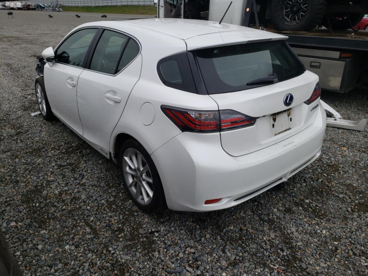 Photo 3 from auction – 2011 LEXUS CT 200 with VIN JTHKD5BH7B2027859
