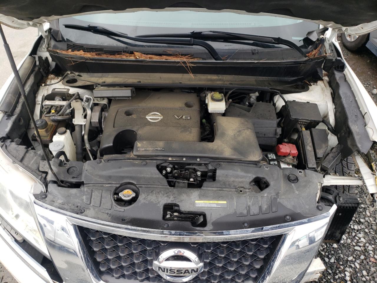 Photo 7 from auction – 2014 NISSAN PATHFINDER with VIN 5N1AR2MN1EC669665