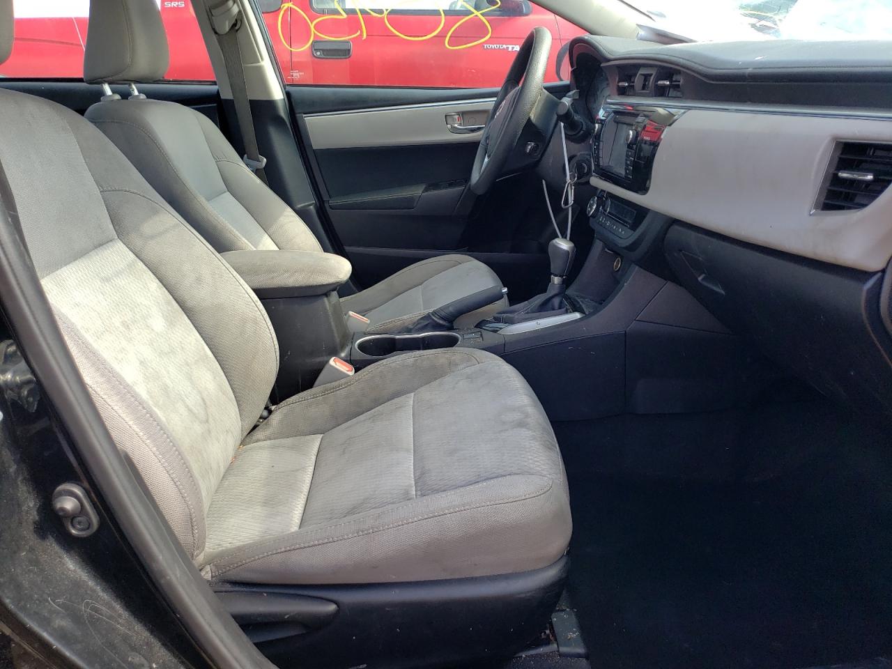 Photo 5 from auction – 2016 TOYOTA COROLLA L with VIN 5YFBURHEXGP474197