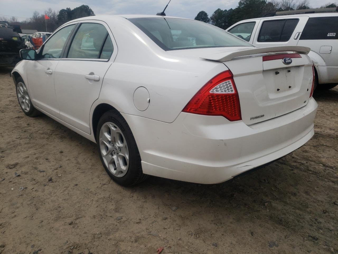 Photo 3 from auction – 2011 FORD FUSION SE with VIN 3FAHP0HAXBR133711