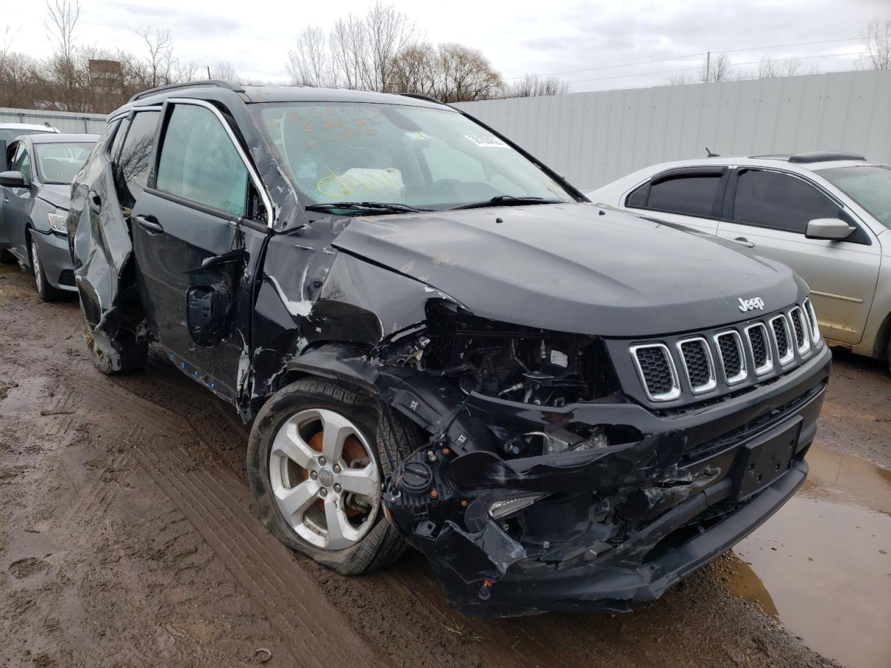 JEEP COMPASS LA 2018 with VIN 3C4NJDBB2JT418427 - Photo from auction