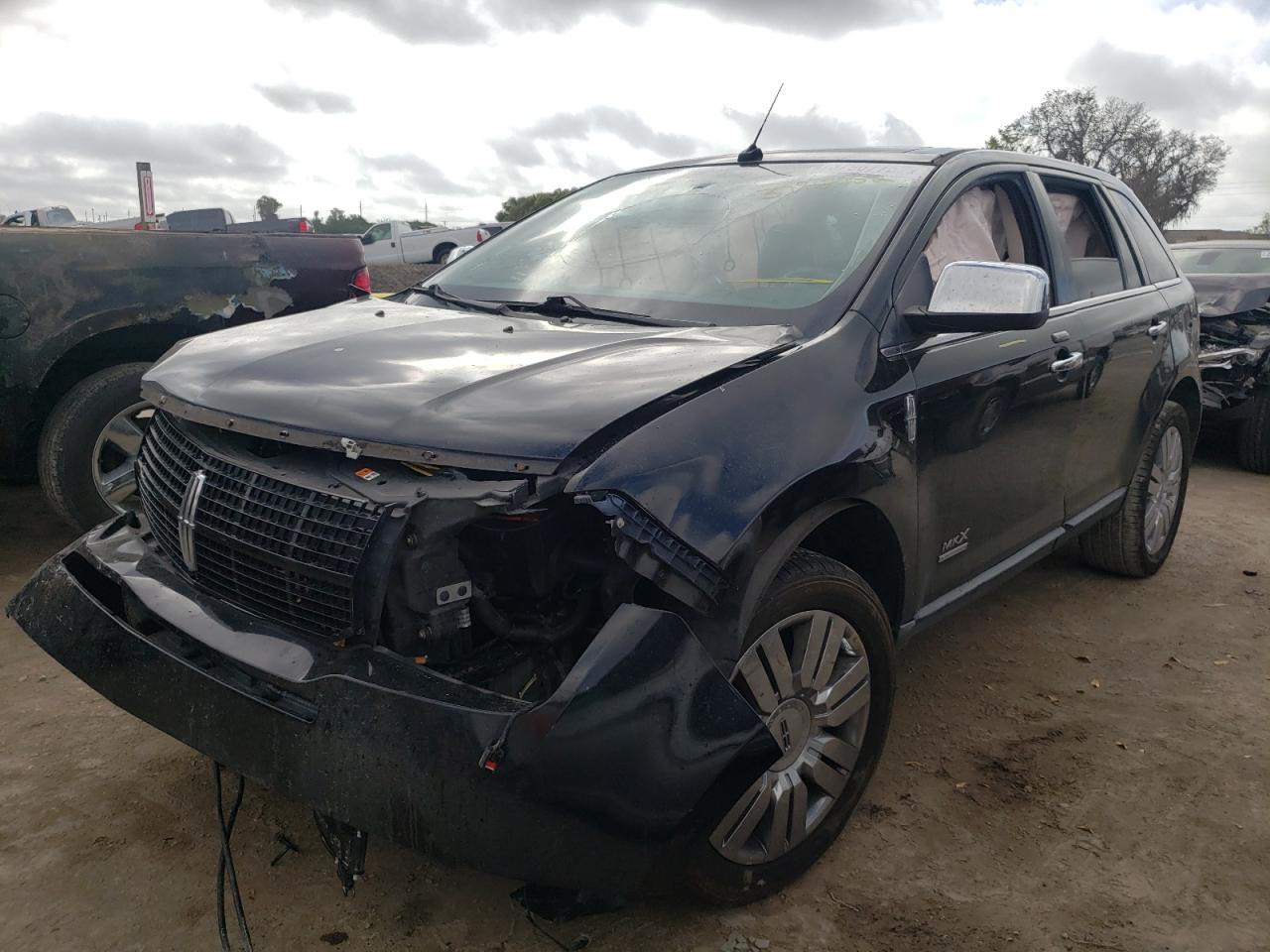 Photo 2 from auction – 2008 LINCOLN MKX with VIN 2LMDU68C78BJ10948