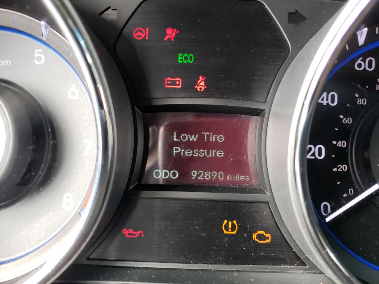Photo 8 from auction – 2014 HYUNDAI SONATA GLS with VIN 5NPEB4AC0EH825837