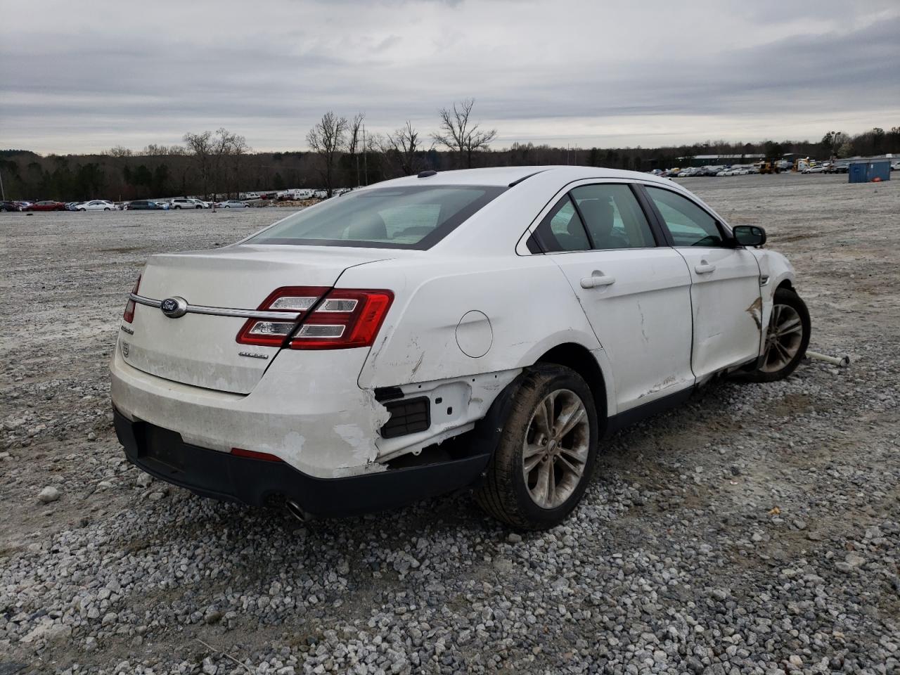 Photo 4 from auction – 2016 FORD TAURUS SE with VIN 1FAHP2D84GG146208