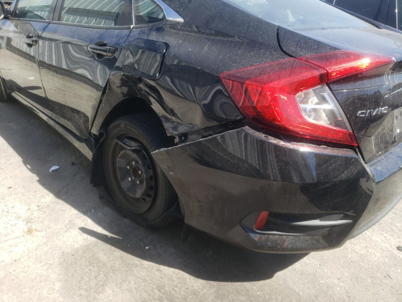 Photo 9 from auction – 2017 HONDA CIVIC LX with VIN 2HGFC2F5XHH519324