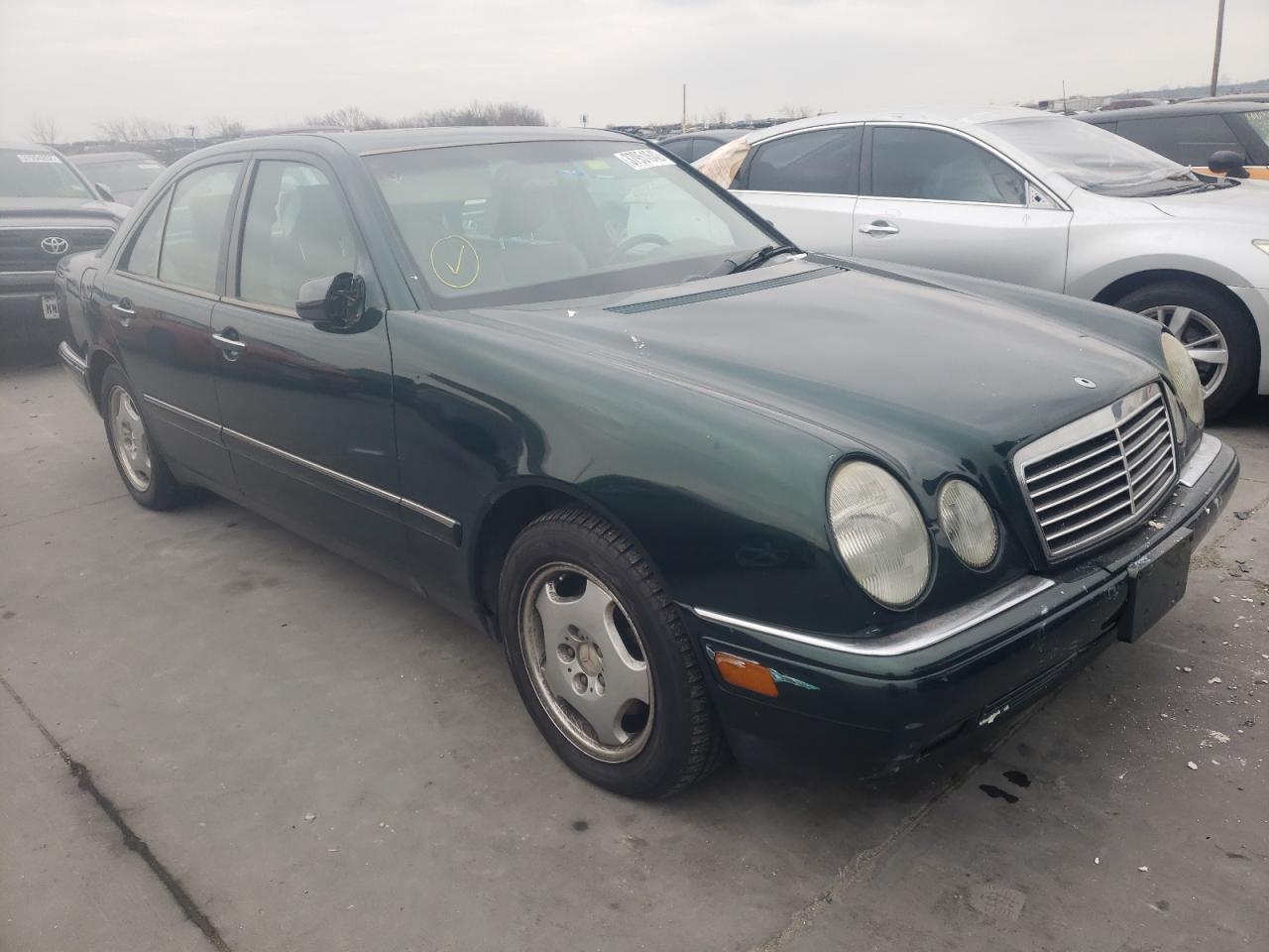 MERCEDES-BENZ E 420 1997 with VIN WDBJF72F4VA147628 - Photo from auction