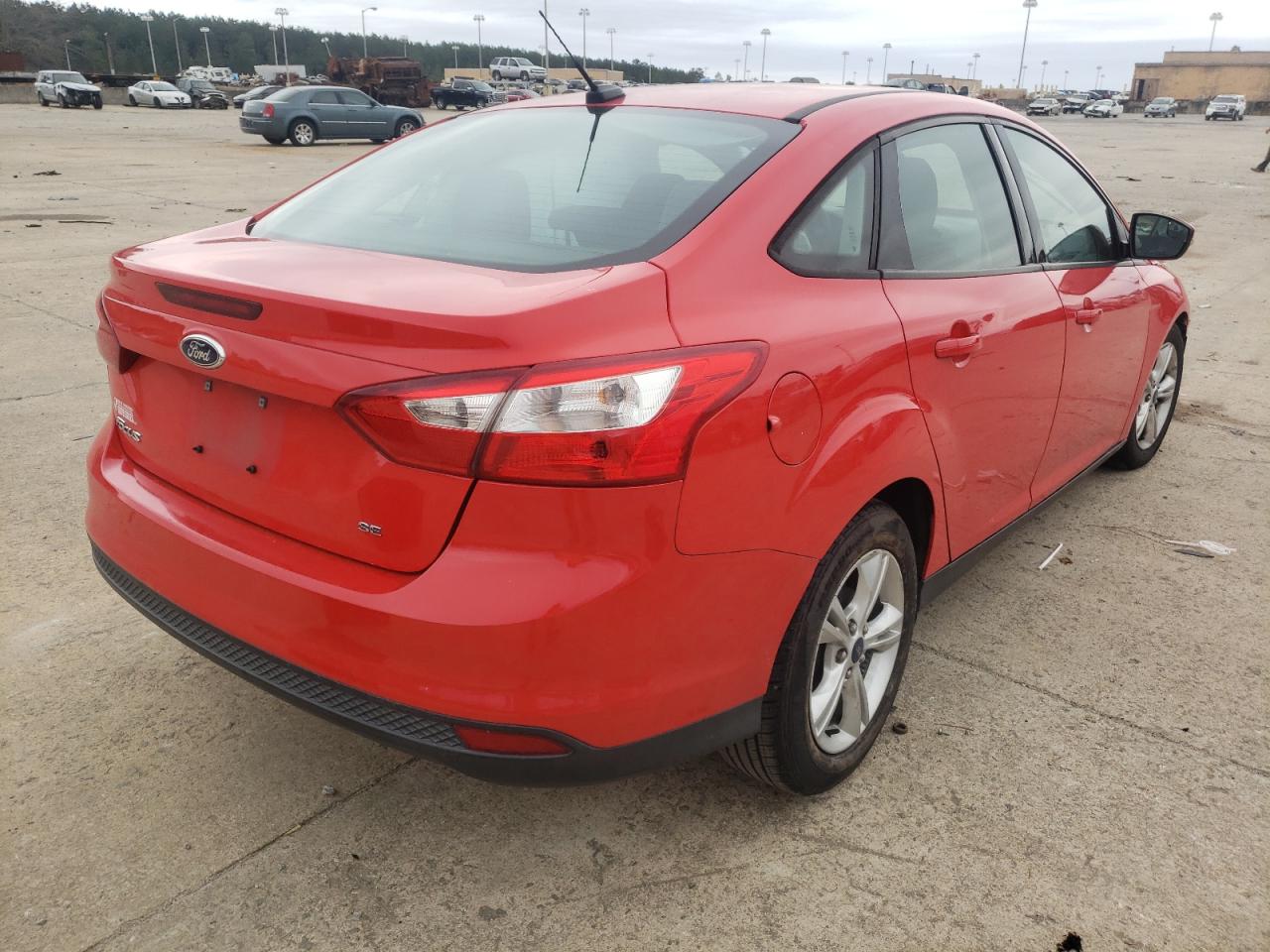Photo 4 from auction – 2013 FORD FOCUS SE with VIN 1FADP3F27DL337783