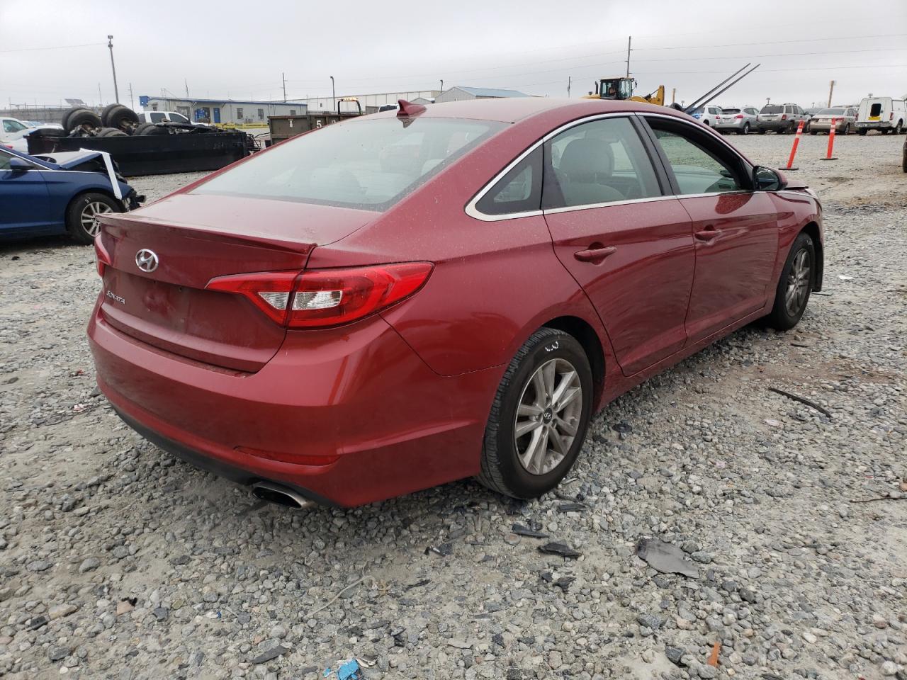 Photo 4 from auction – 2016 HYUNDAI SONATA SE with VIN 5NPE24AF0GH347657